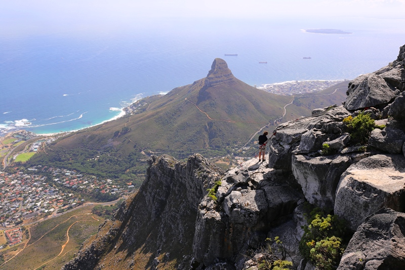 Muzzling health and welfare professionals in the name of national security: Australia’s Border Force Act&nbsp;2015